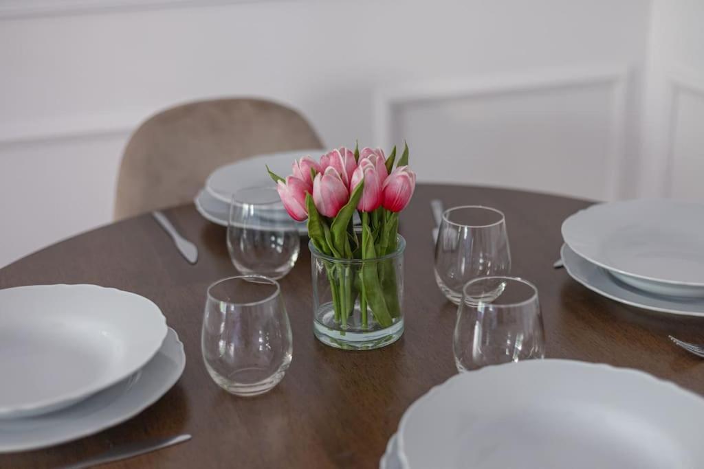The Smile House // Apartment Bussy-Saint-Georges